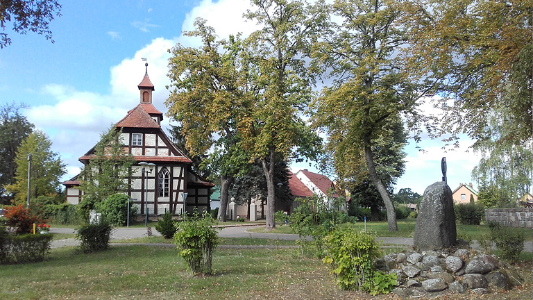 Fretzdorf Kirche 
