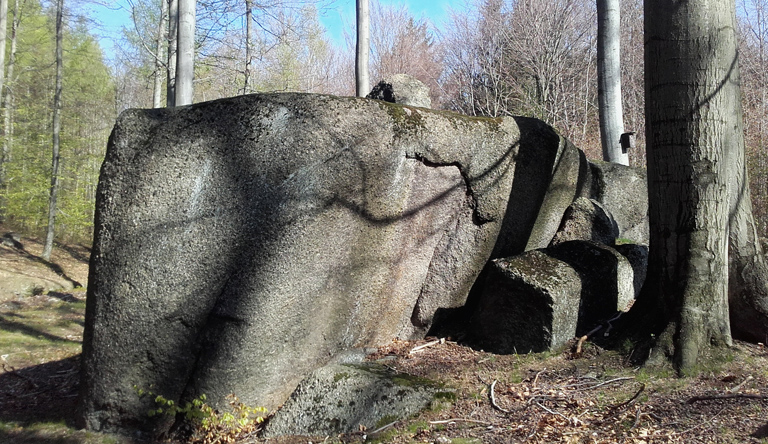 Isergebirge, Felsbrocken