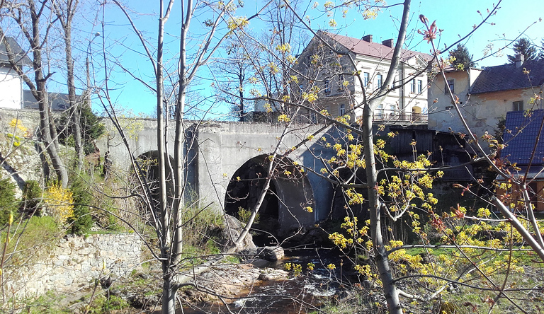 Die Nepomokbrücke in Hejnice, Haindorf