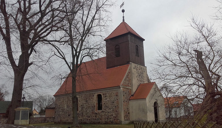 Lichtenow, Kirche