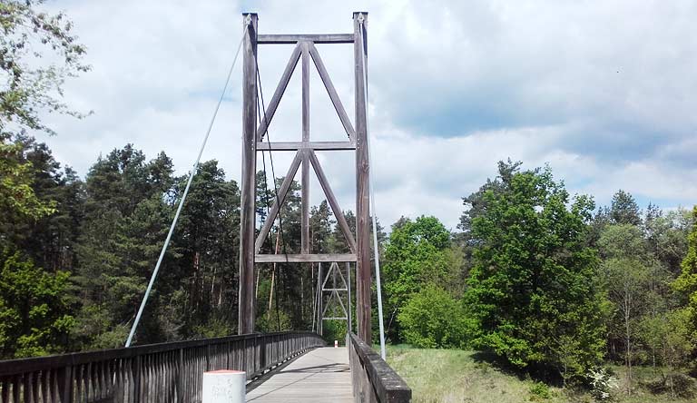 Holzbrücke an der Fluth